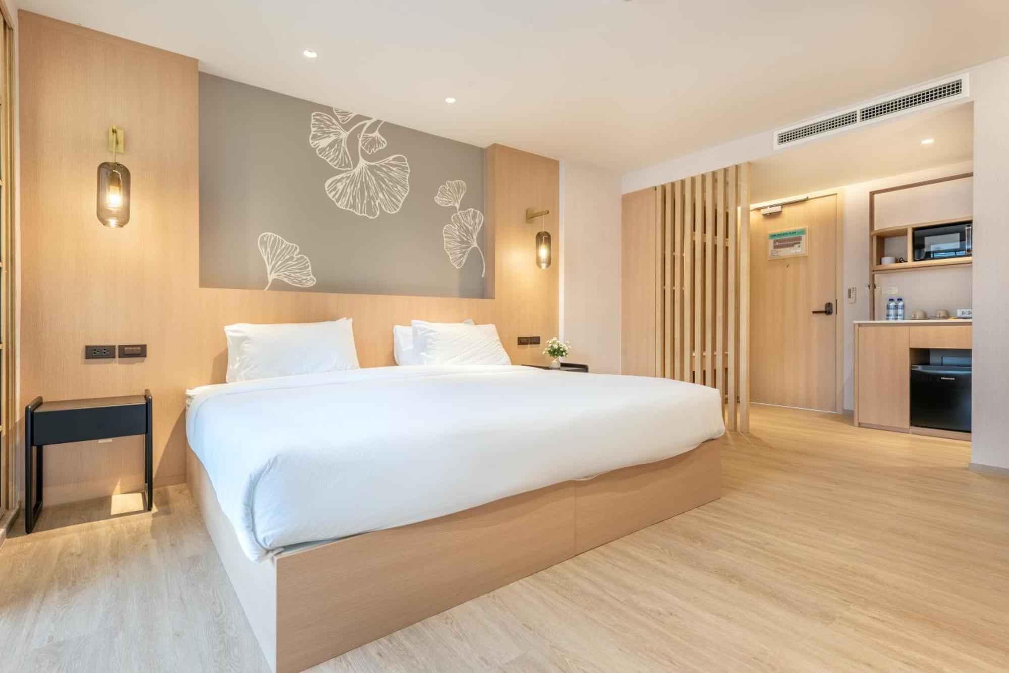 Salaya One Hotel & Service Apartment Eksteriør bilde