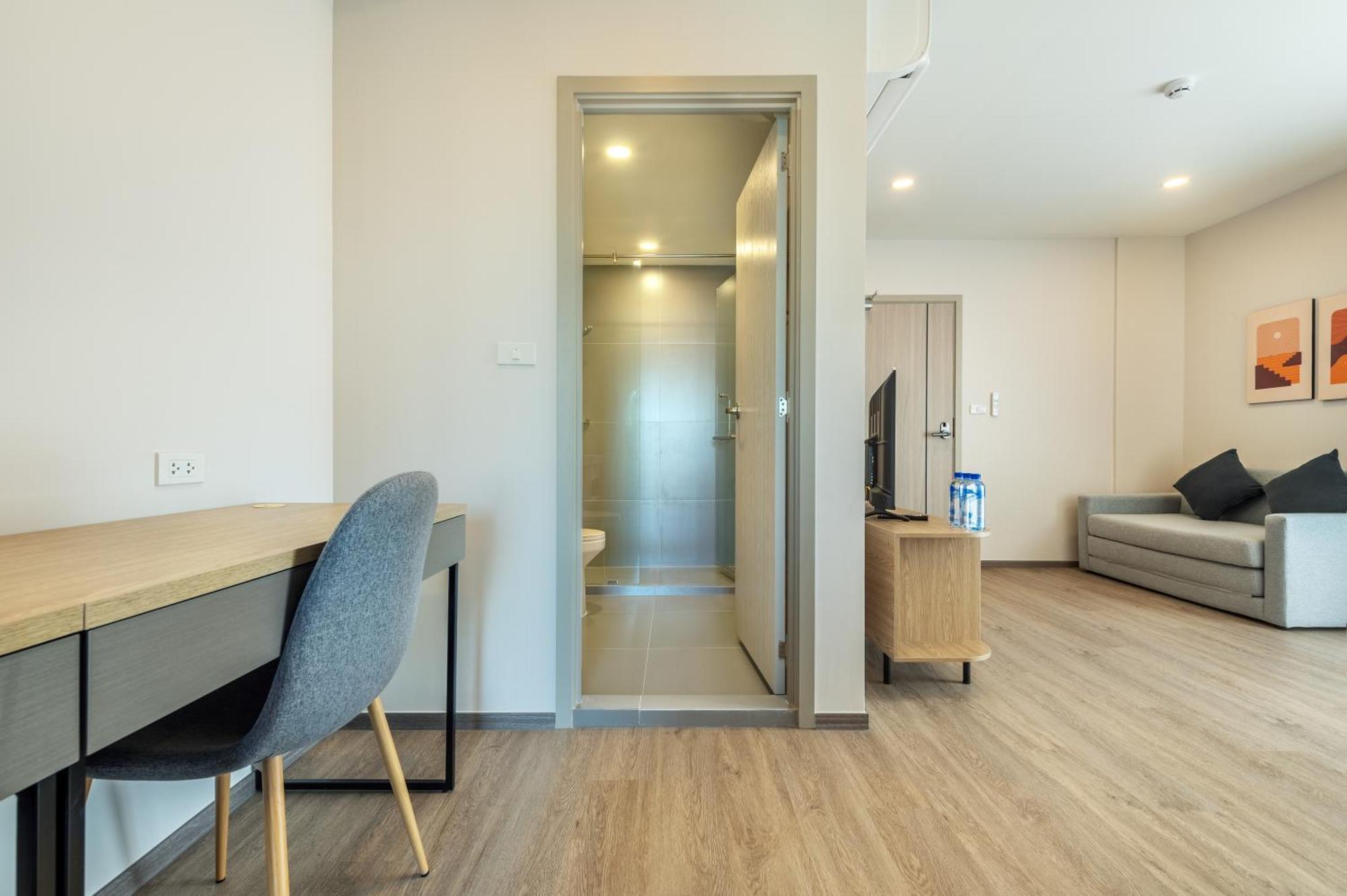 Salaya One Hotel & Service Apartment Eksteriør bilde