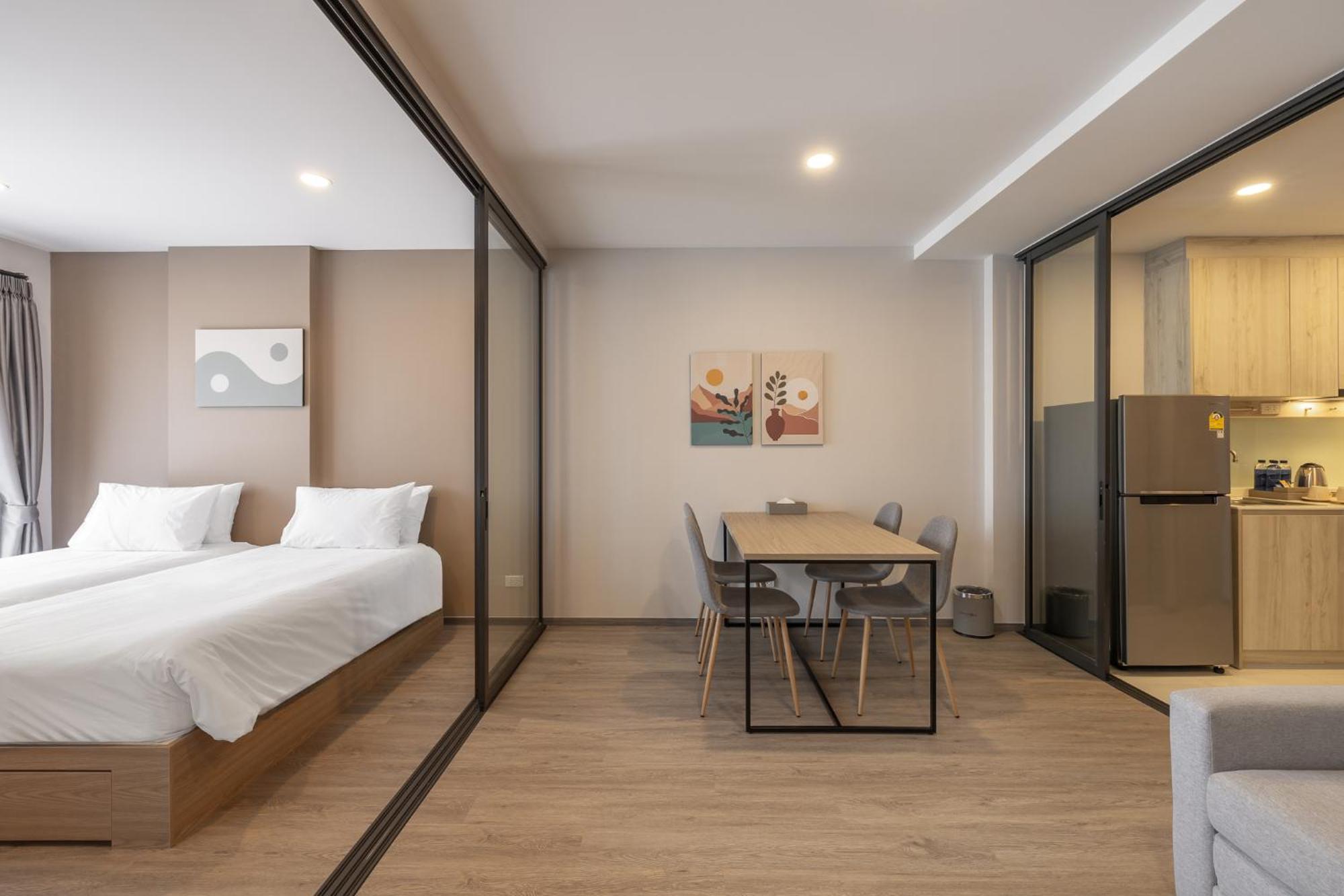 Salaya One Hotel & Service Apartment Eksteriør bilde