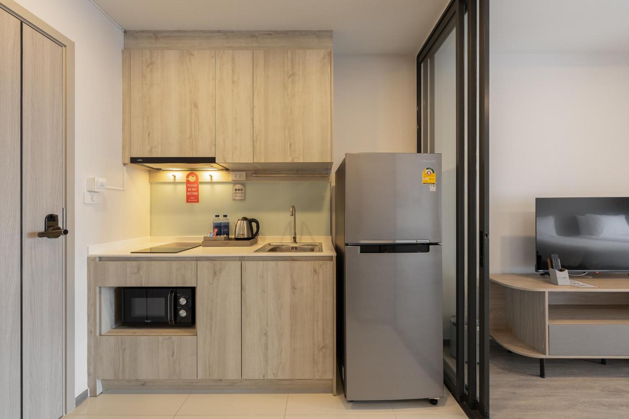 Salaya One Hotel & Service Apartment Eksteriør bilde