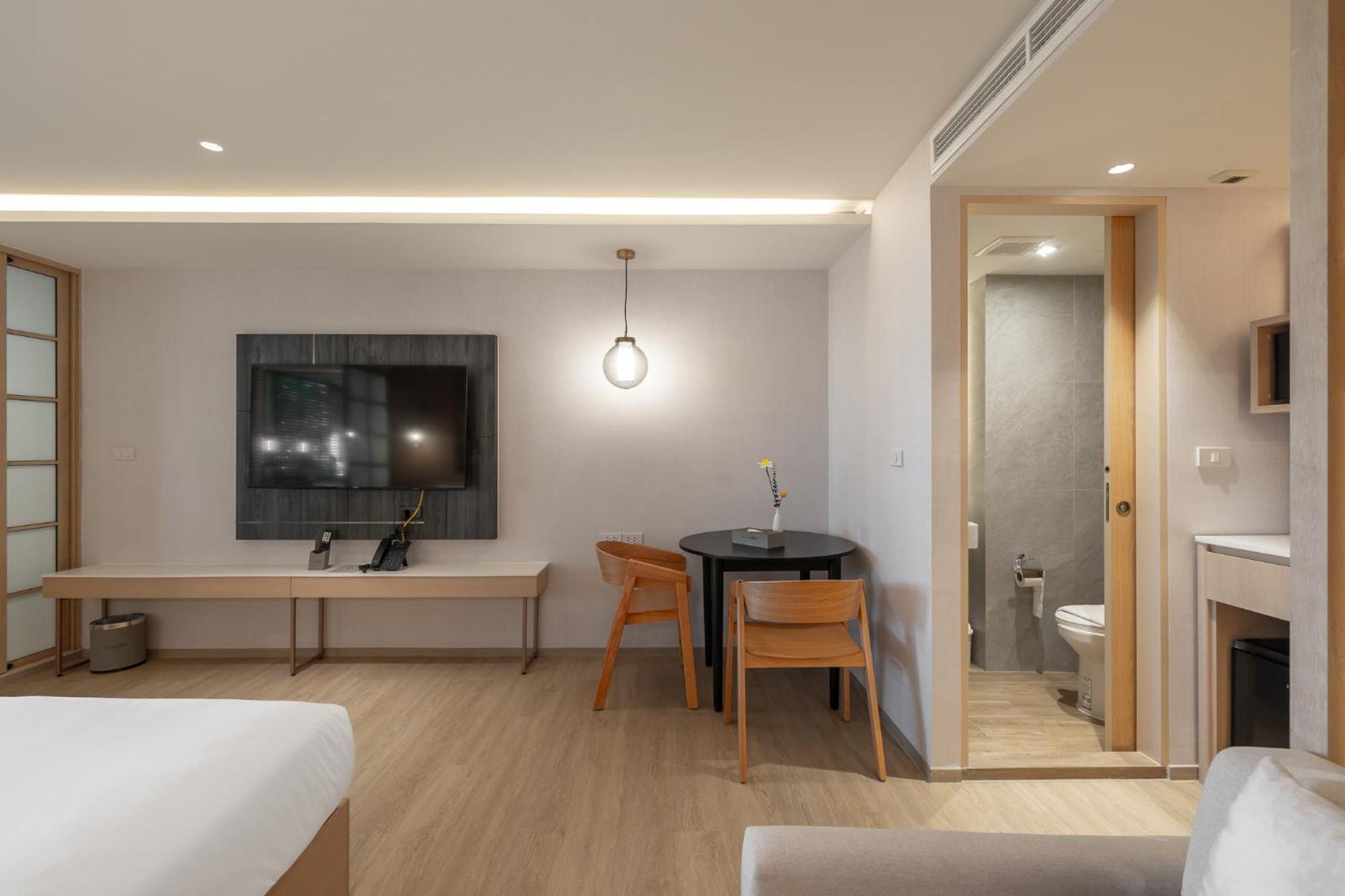 Salaya One Hotel & Service Apartment Eksteriør bilde